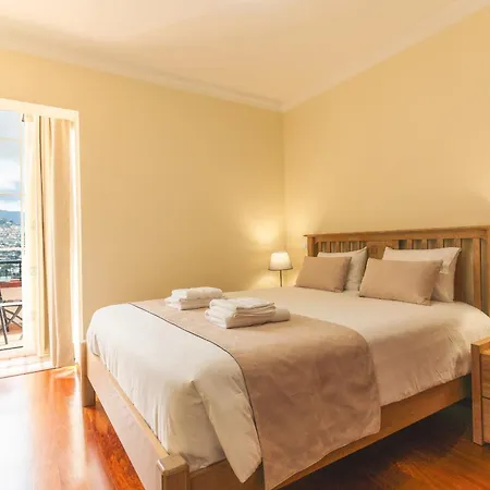 Santo Antonio View By Atlantic Tatil Evi Funchal